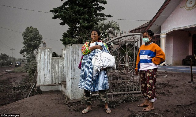 Pengungsi Gunung Kelud Diijinkan BNPB untuk Pulang